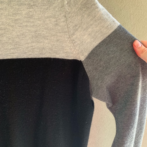 100% Cashmere Vince Sweater - Picture 5 of 5